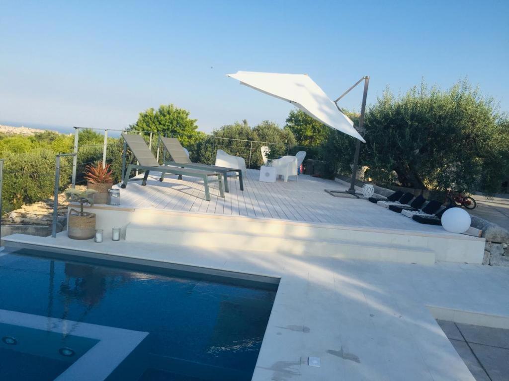 Villa Meriem Noto Exterior photo